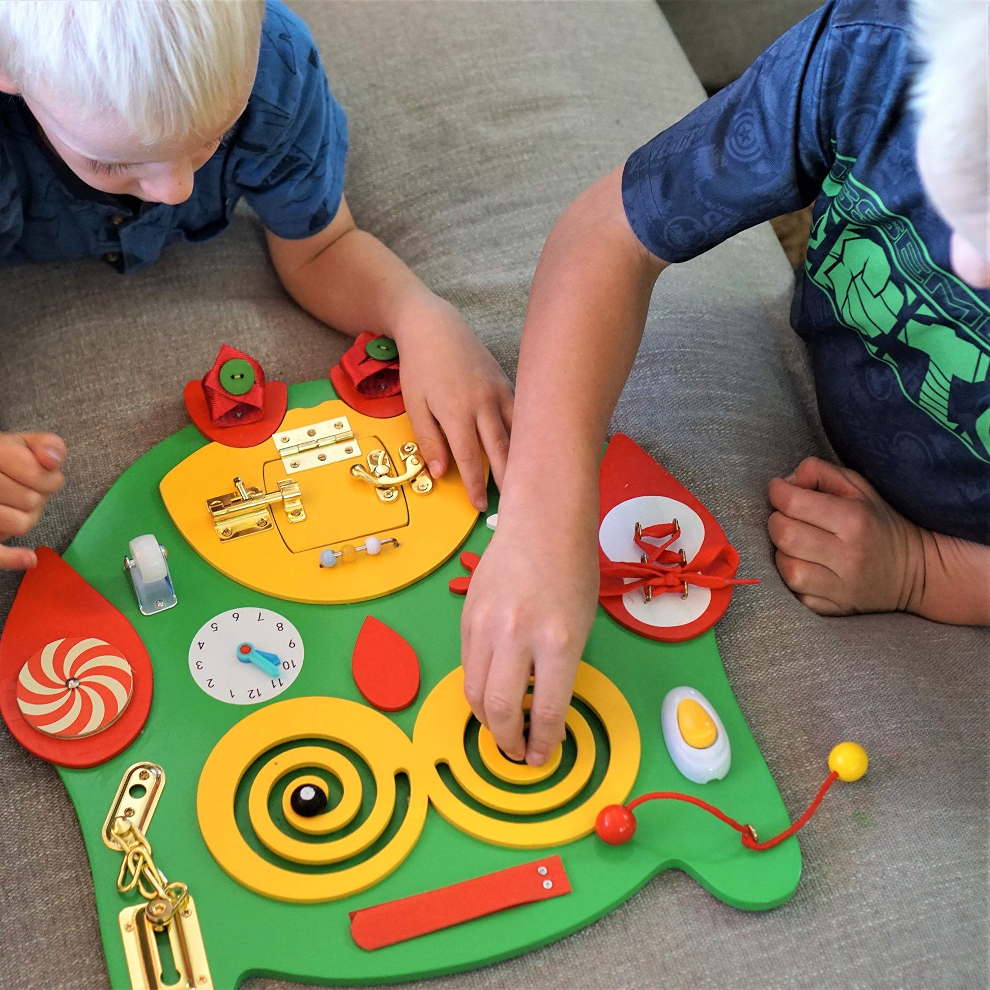 SENSORY4U Owl Sensory Wooden Activity Busy Board - Wood Montessori Experience - Quiet Play Latches Tying Spinning Buttoning